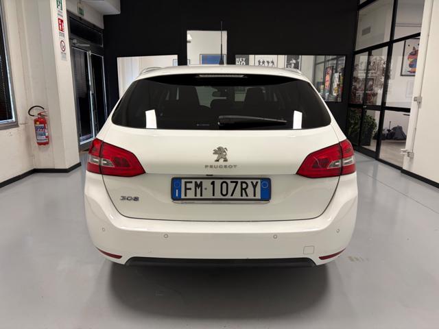 PEUGEOT 308 usata, con Alzacristalli elettrici