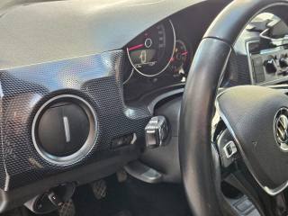 VOLKSWAGEN up! usata, con ESP