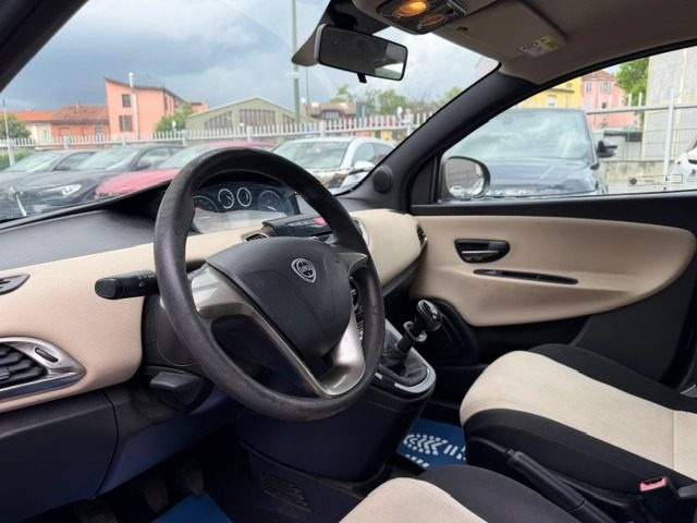 LANCIA Ypsilon usata, con Climatizzatore