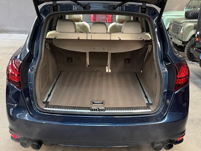 PORSCHE Cayenne usata, con Portellone posteriore elettrico