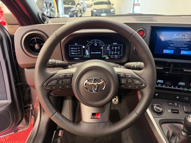 TOYOTA Yaris usata, con Controllo trazione