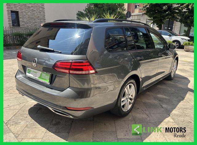 VOLKSWAGEN Golf Variant usata, con Autoradio