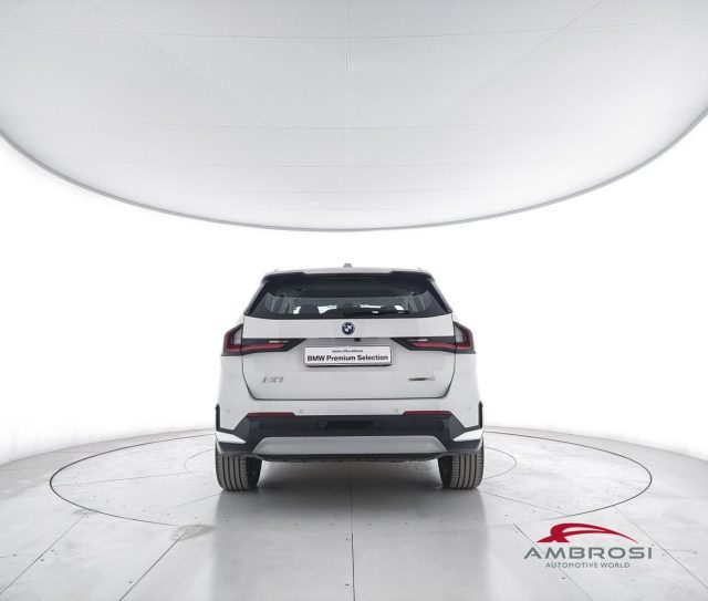 BMW iX1 usata 5