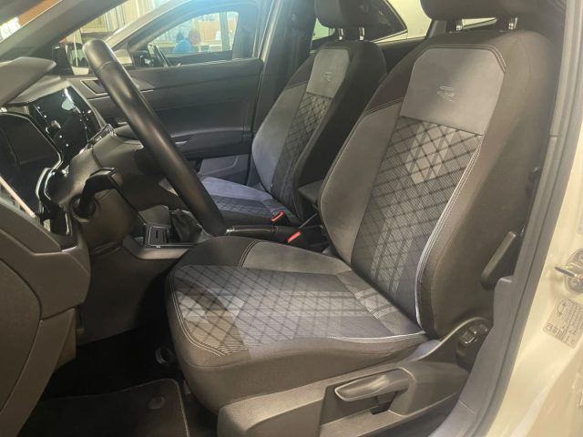 VOLKSWAGEN Taigo usata, con Tettuccio apribile