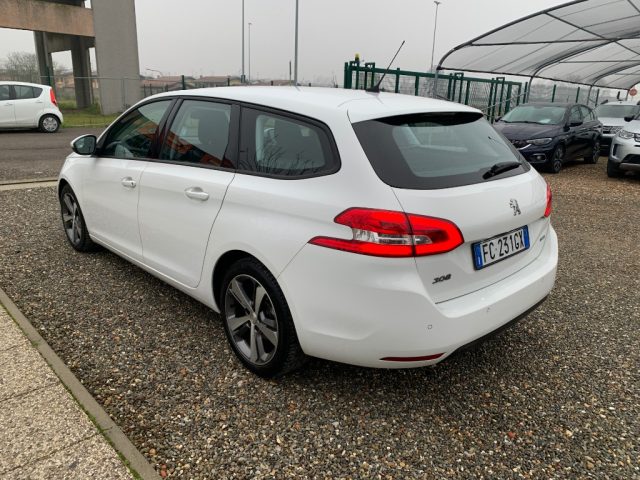 PEUGEOT 308 usata, con Cerchi in lega