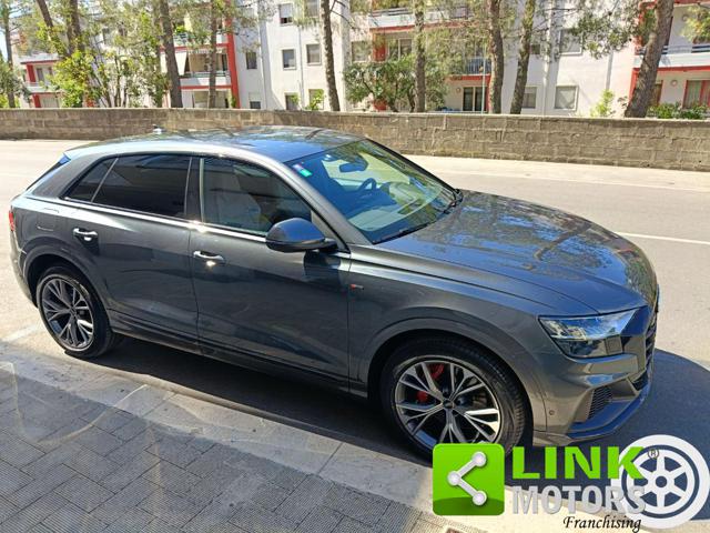 AUDI Q8 usata, con Hill holder