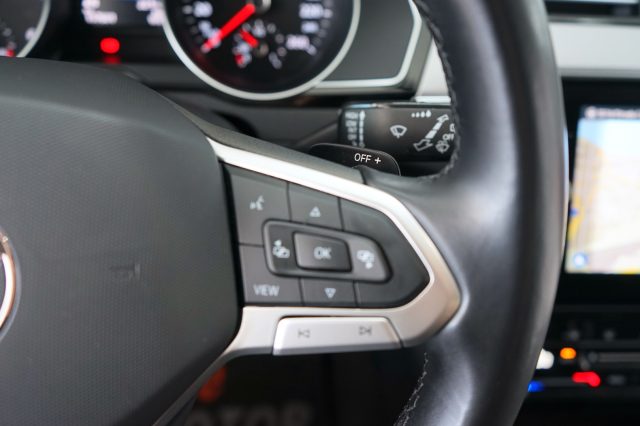 VOLKSWAGEN Passat Variant usata, con Climatizzatore automatico, 3 zone
