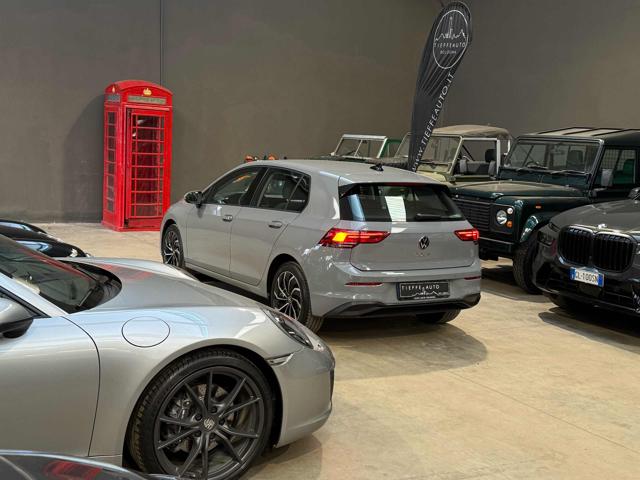 VOLKSWAGEN Golf usata, con Autoradio