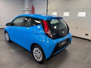 TOYOTA Aygo usata, con Autoradio