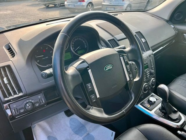 LAND ROVER Freelander usata, con Sensore di pioggia
