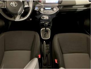 TOYOTA Yaris usata, con Fendinebbia