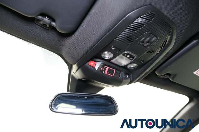 PEUGEOT 3008 usata, con Sensori di parcheggio posteriori