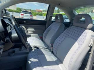 VOLKSWAGEN New Beetle usata, con Climatizzatore