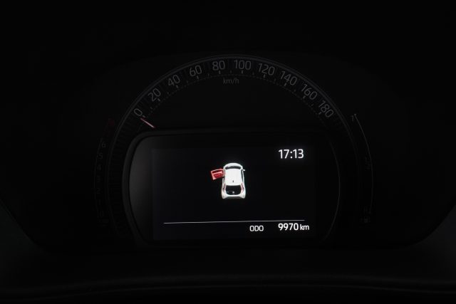 TOYOTA Aygo X usata 7