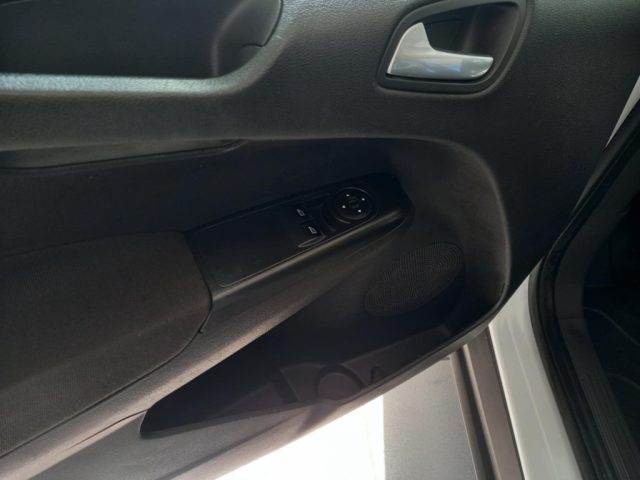 FORD Transit Courier usata, con Specchietti laterali elettrici