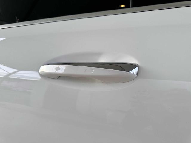 MERCEDES-BENZ B 180 usata, con Climatizzatore automatico, 2 zone