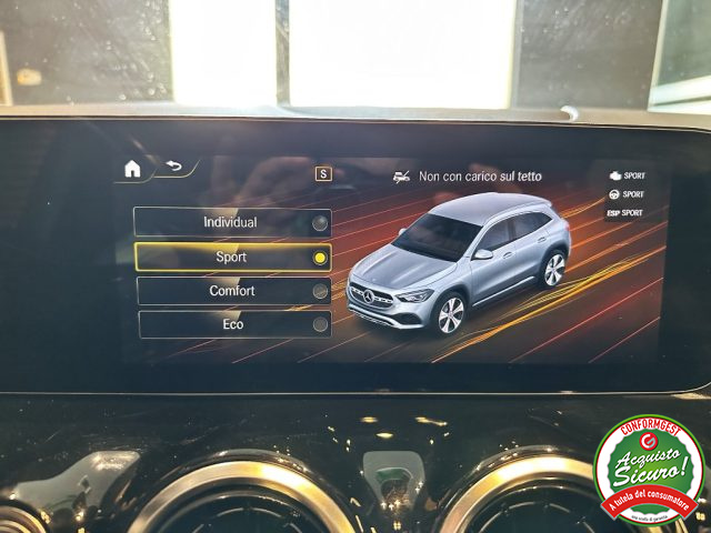 MERCEDES-BENZ GLA 200 usata, con Touch screen