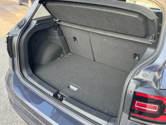 VOLKSWAGEN T-Cross usata, con Sedili sportivi