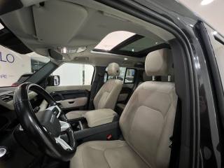 LAND ROVER Defender usata, con Touch screen