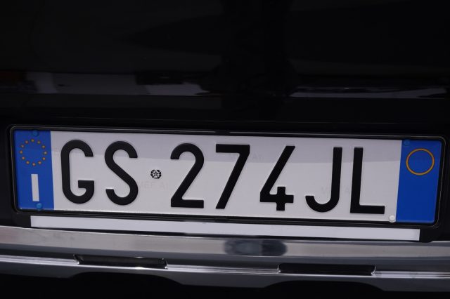 MERCEDES-BENZ GLC 220 usata, con Apple CarPlay
