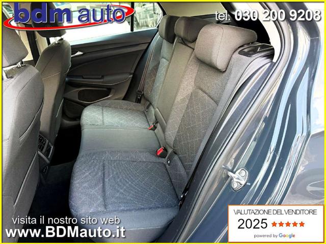 VOLKSWAGEN Golf usata, con Touch screen
