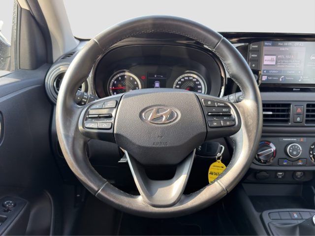 HYUNDAI i10 usata 12