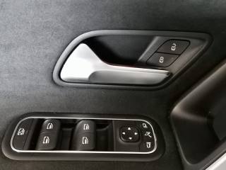 MERCEDES-BENZ A 200 usata, con Sedili riscaldati