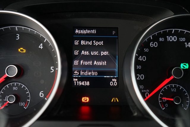 VOLKSWAGEN Golf usata, con Fendinebbia