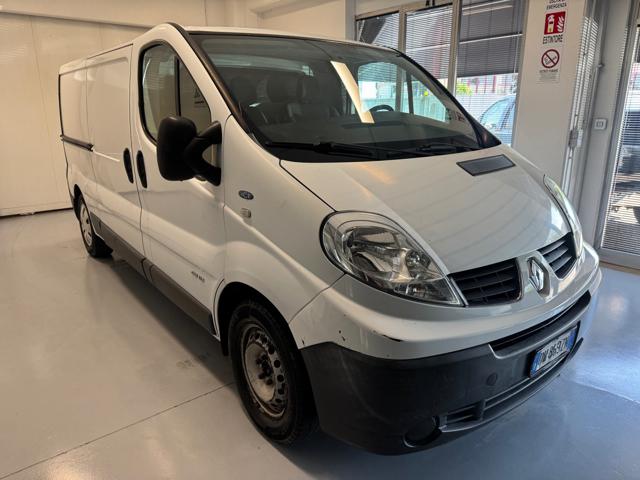 RENAULT Trafic usata, con Airbag