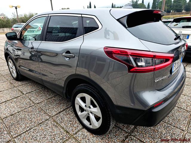 NISSAN Qashqai usata, con Autoradio