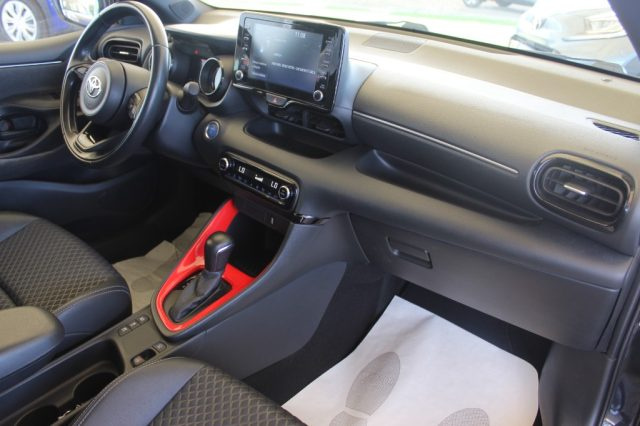 TOYOTA Yaris usata, con Climatizzatore