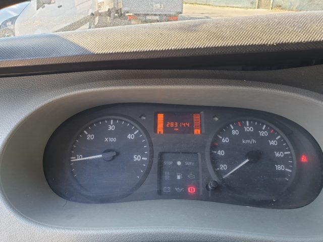 RENAULT Mascott usata, con Autoradio digitale