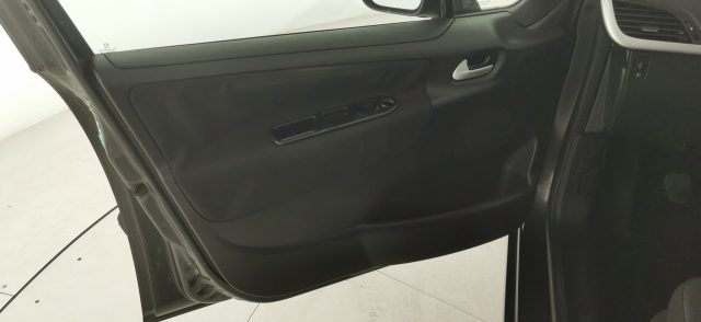 PEUGEOT 207 usata 35