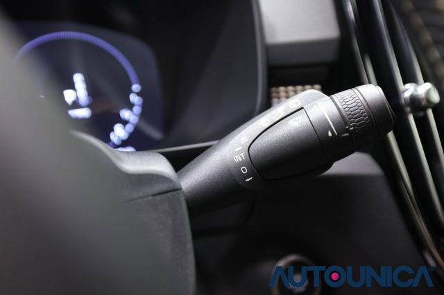 VOLVO XC40 usata, con USB