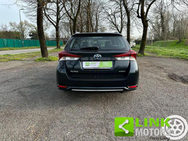 TOYOTA Auris usata, con Chiusura centralizzata
