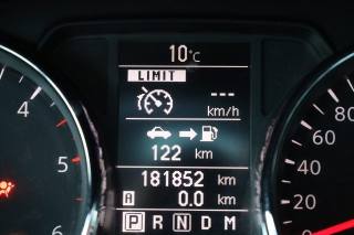 NISSAN Qashqai usata, con Sound system