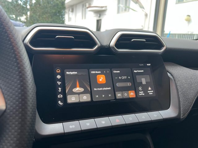 MG ZS usata, con USB