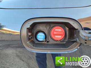 MERCEDES-BENZ E 220 usata 38