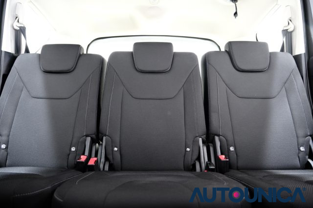 FORD S-Max usata, con Monitoraggio pressione pneumatici