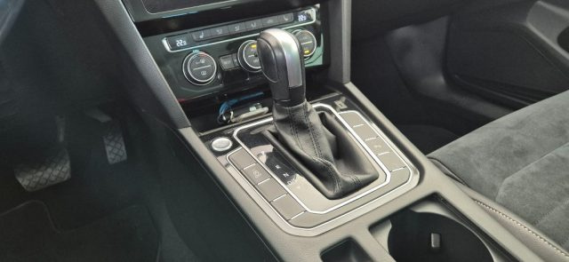 VOLKSWAGEN Passat Variant usata, con Autoradio digitale