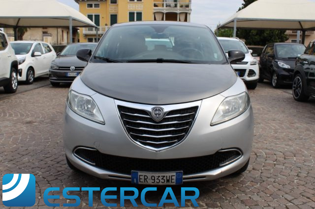 LANCIA Ypsilon usata, con Airbag