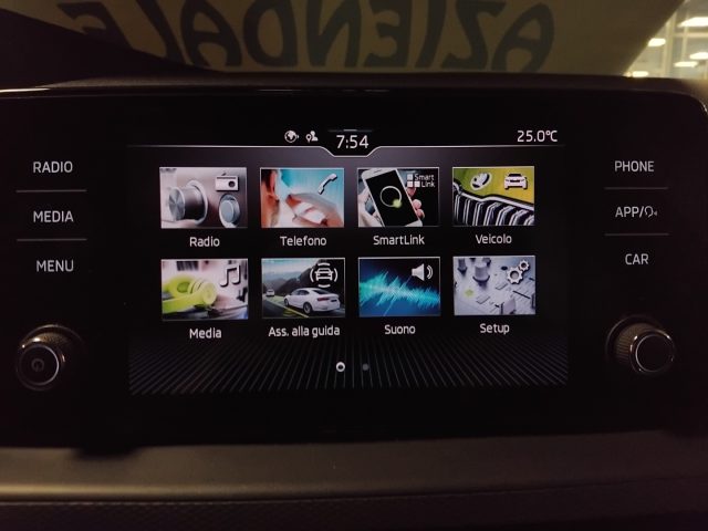 SKODA Kamiq usata, con Bluetooth