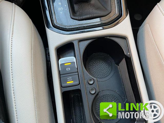 VOLKSWAGEN Touran usata, con Cruise Control