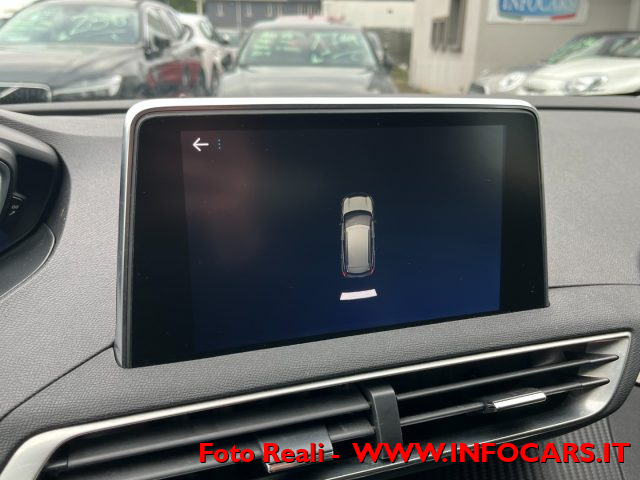 PEUGEOT 3008 usata, con Park Distance Control