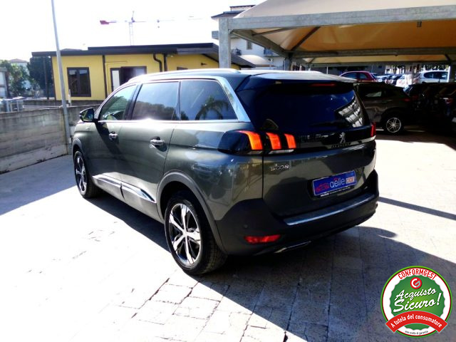 PEUGEOT 5008 usata, con Alzacristalli elettrici