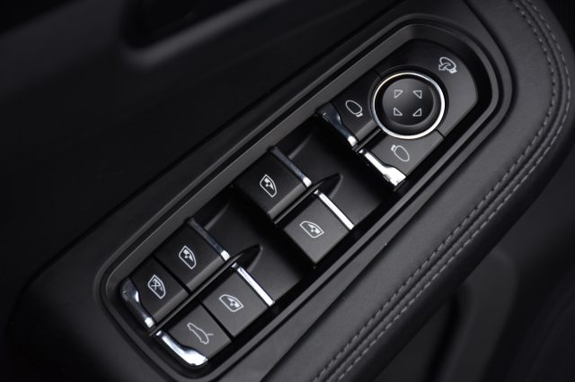 PORSCHE Macan usata, con Sistema di navigazione