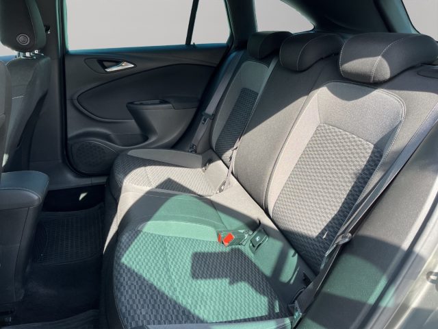 OPEL Astra usata, con Climatizzatore