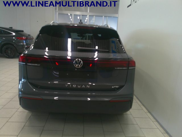VOLKSWAGEN Tiguan usata, con Portellone posteriore elettrico