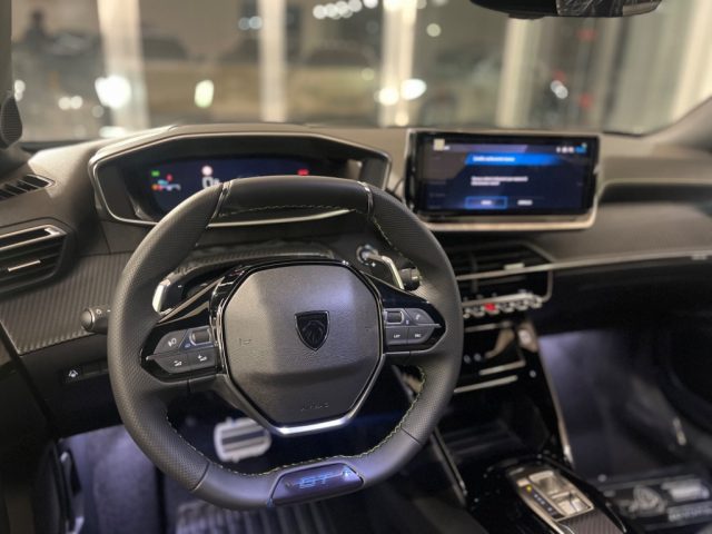PEUGEOT 2008 usata, con ESP