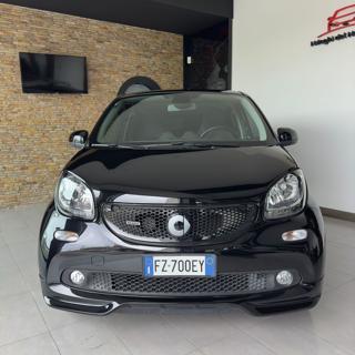 SMART Brabus usata, con USB